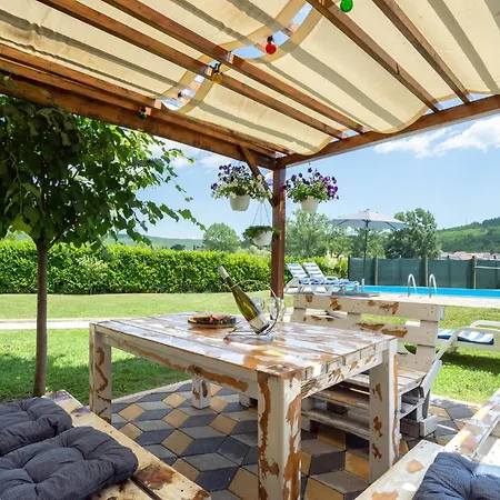 Lovely In With Kitchen Ferienhaus